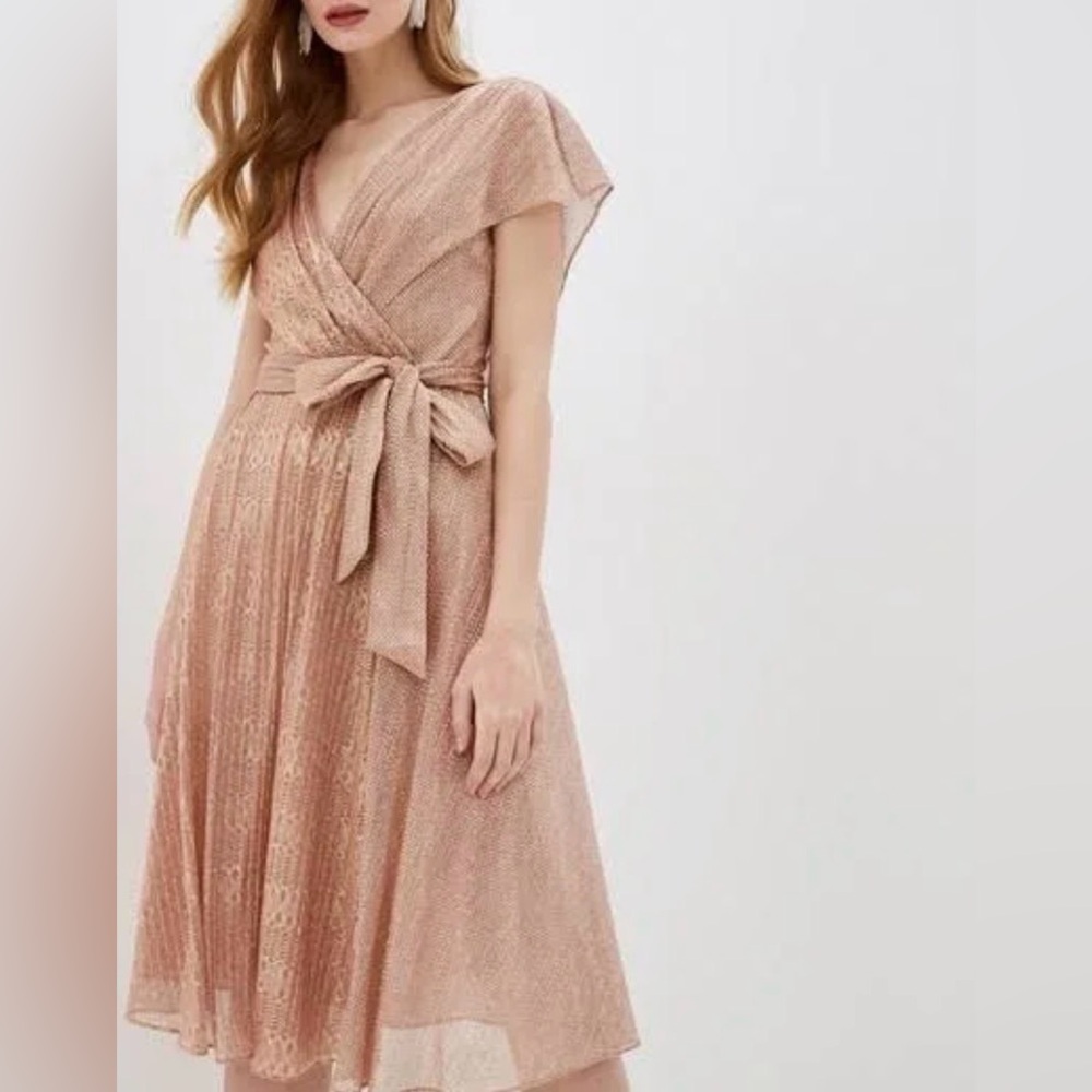 Alice + Olivia Darva Faux Wrap Shimmering Rose Gold Lamé Cocktail Dress Size 4